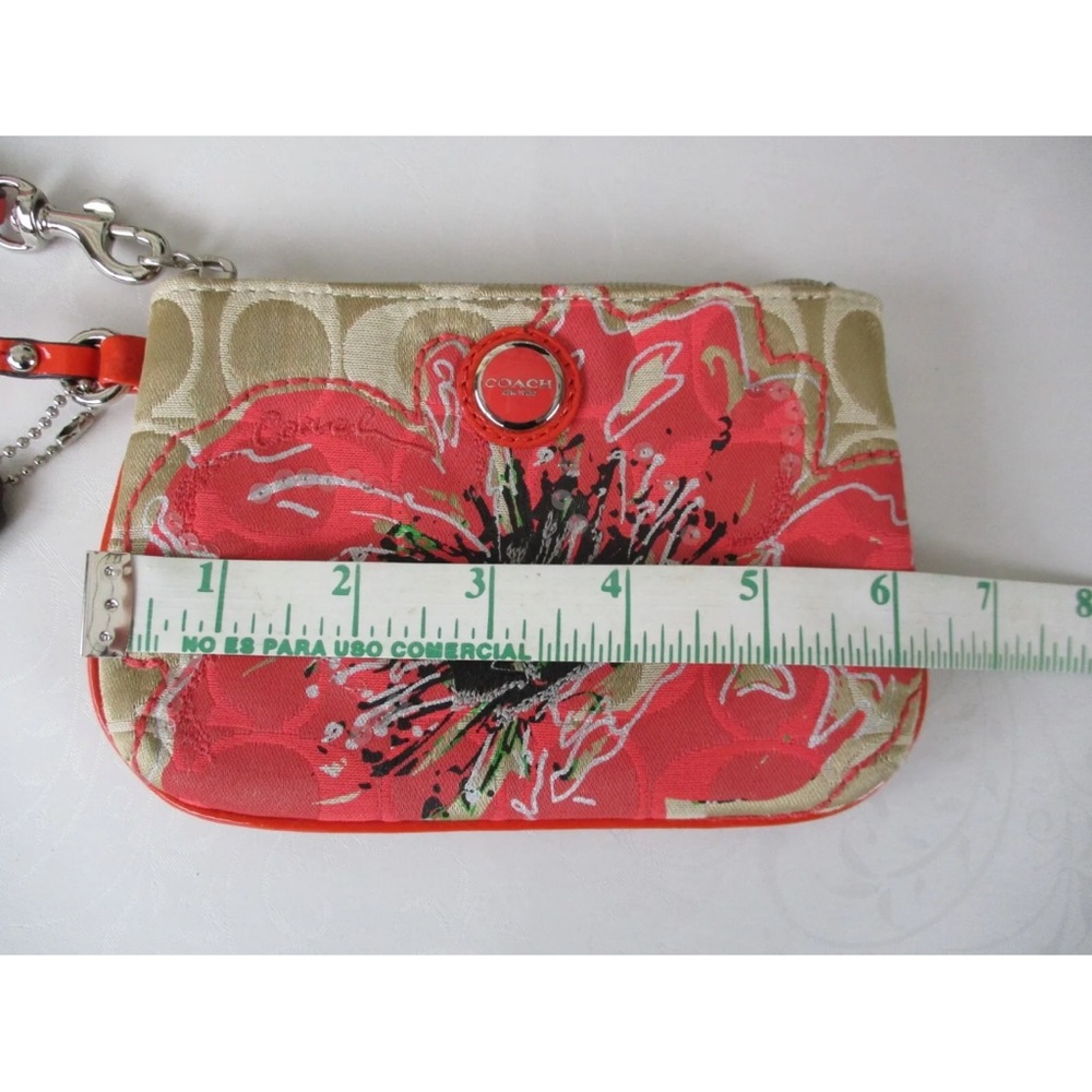 Coach Poppy khaki signature Sequin floral Print clutch wristlet bag, NWOT Rare - Picture 6 of 7